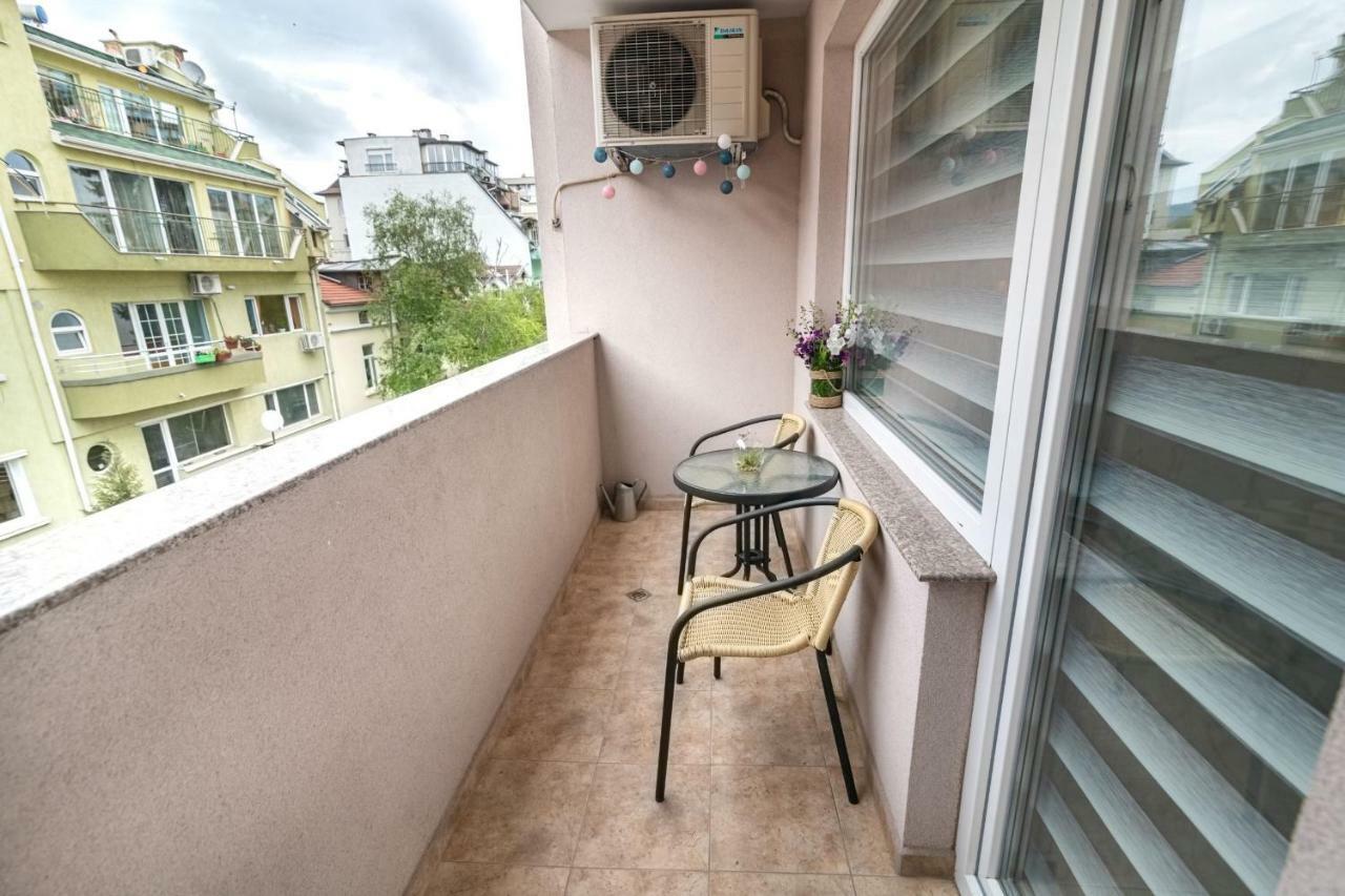 Soulful Apartments Varna Exterior photo